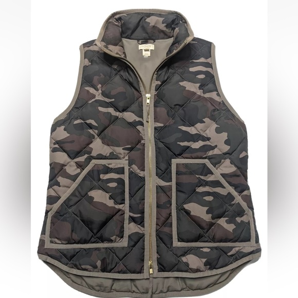 $128 J CREW Camo Down Quilted Puffer Vest Winter Jacket Women’s Size Extra Small - Picture 2 of 5